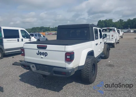 2021 Jeep Gladiator Willys 4X4 from USA, damaged, VIN 1C6HJTAG5ML602028